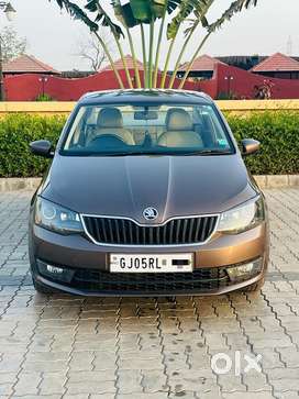 Skoda Rapid 1.0 Ambition TSI, 2021, Petrol