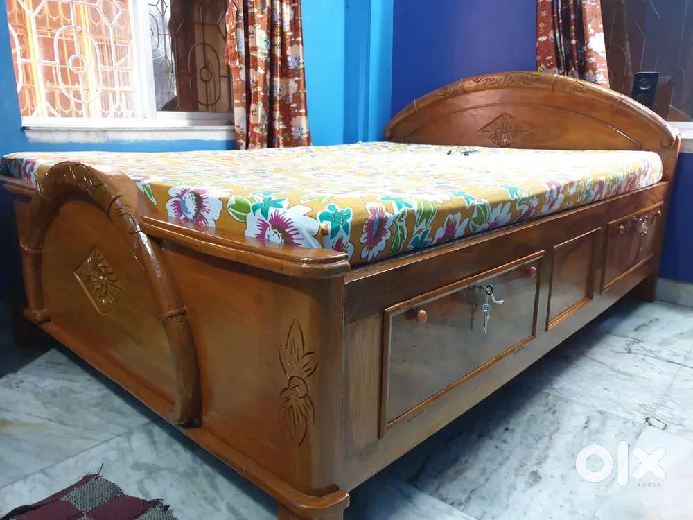 New wooden box bed with storage capacity