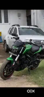 Dominar 400 v
