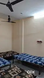 PG & Guesthouse room rent Boys job student लड़कों का पीजी व गेस्टहाउस