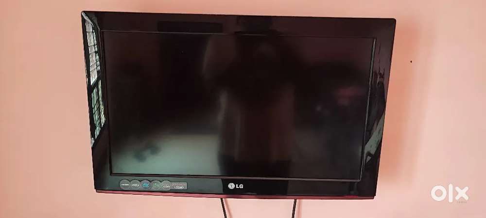 Good condition LG LCD TV