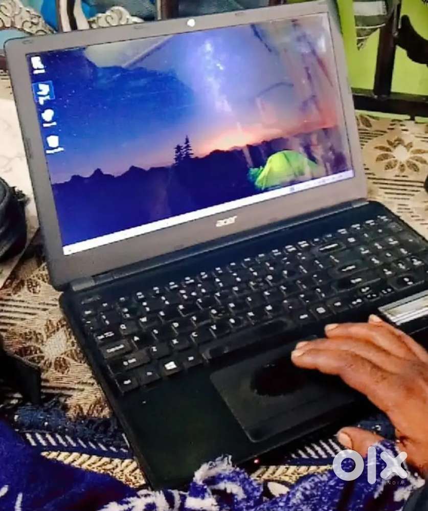 acer laptop i5. 8gb ram.    256gb hard disk processor   i5 . inch
