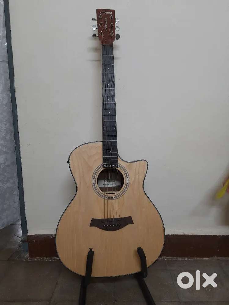 Brand new Kadence acoustic guiter