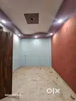 Resale 100gaj 3bhk with car parking nearby metro