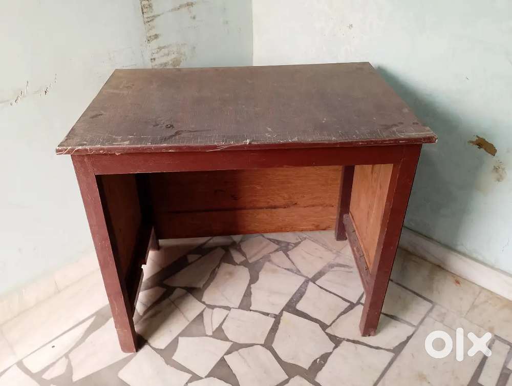 Study Table and lecture stand