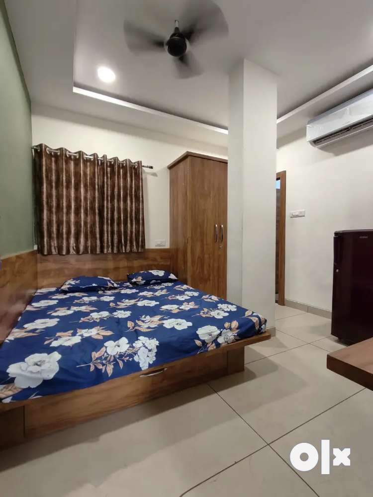 No brokerage ! Luxury & full furnished studio flat in chikitsak nagar