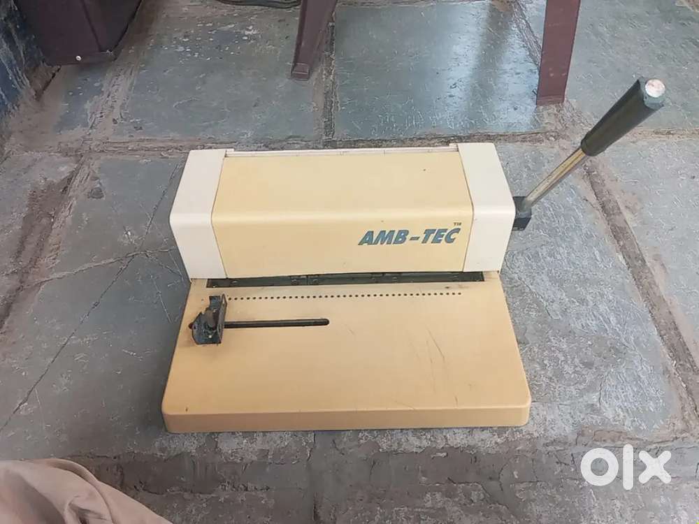 Spiral  binding  machine