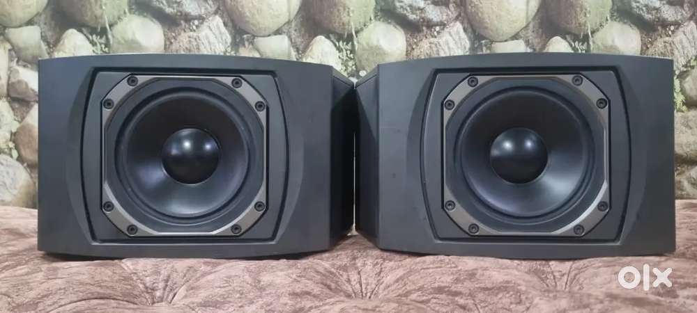PARADIGM SURROUND SPEAKERS, B&W ANTHEM  ARCAM MONITOR AUDIO SVS