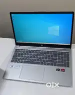 HP 15 AMD R3 7320U- 8GB - 512GB SSD
15.6