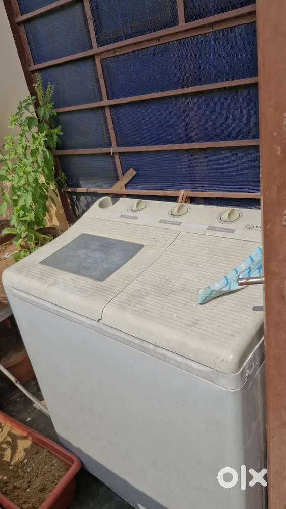 Fully functional semi automatic machine