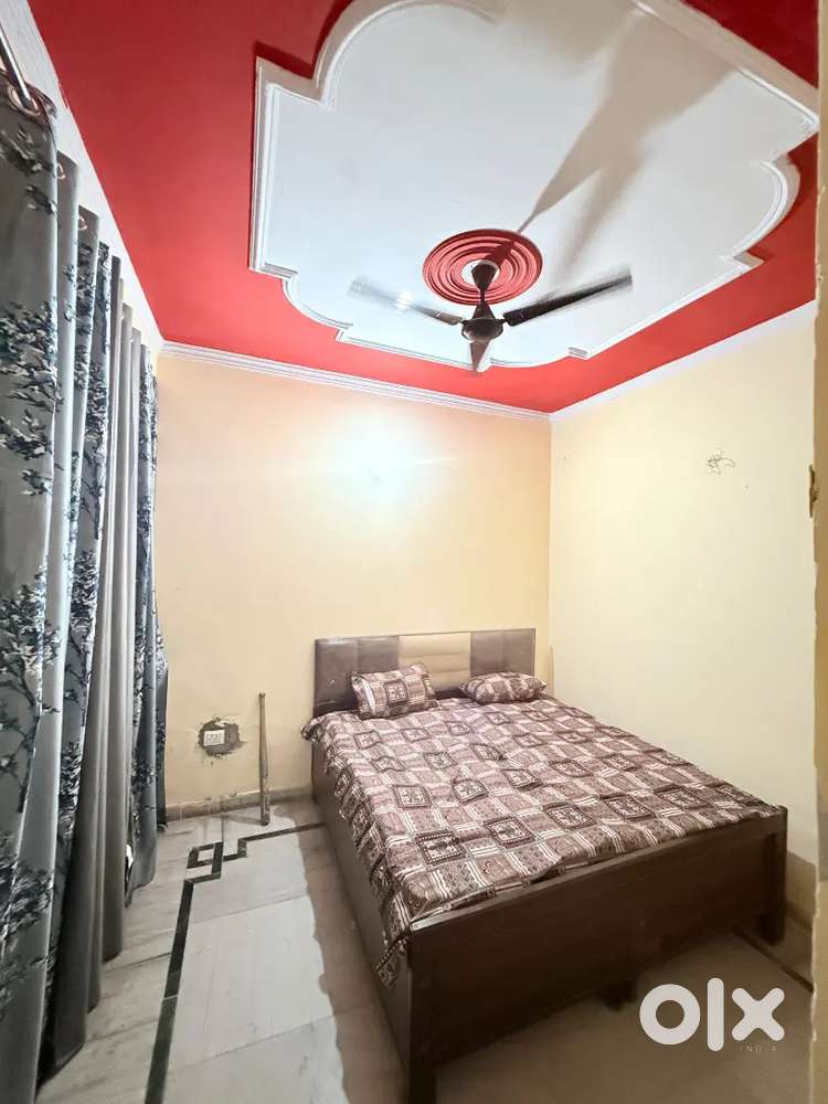 Aagar koi rent paar lena chaltaa hai sir toh contact kaare male female