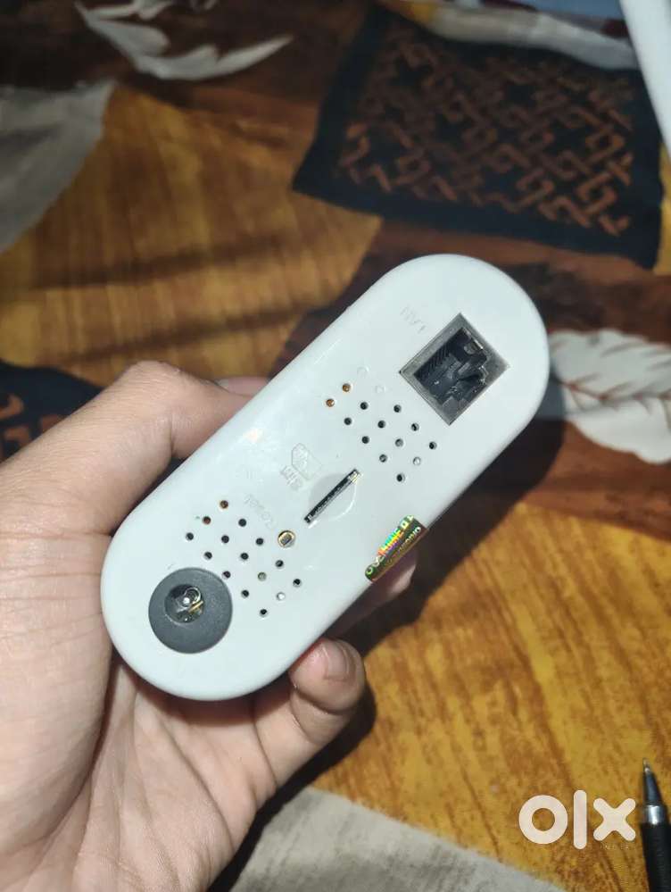 COFE 4g Sim Wifi Router // with Ethernet connection.