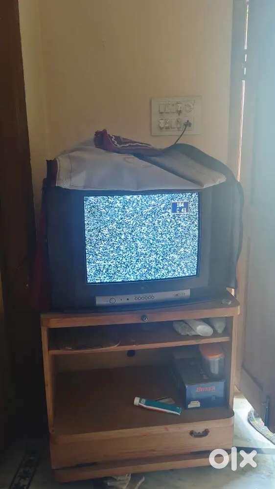 LG TV 2004