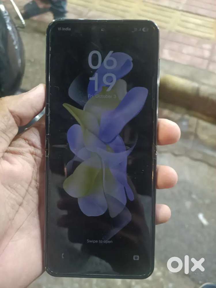 Samsung flip 4