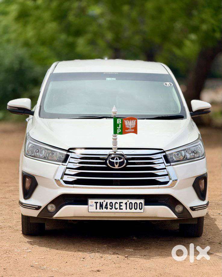 Toyota Innova Crysta 2.4 G MT 7 STR, 2022, Diesel