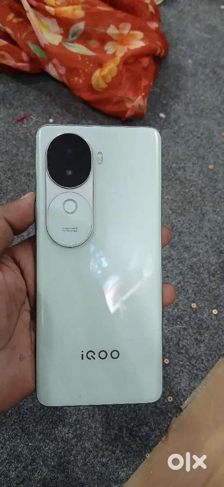 IQOO. Z9S  8GB RAM 256