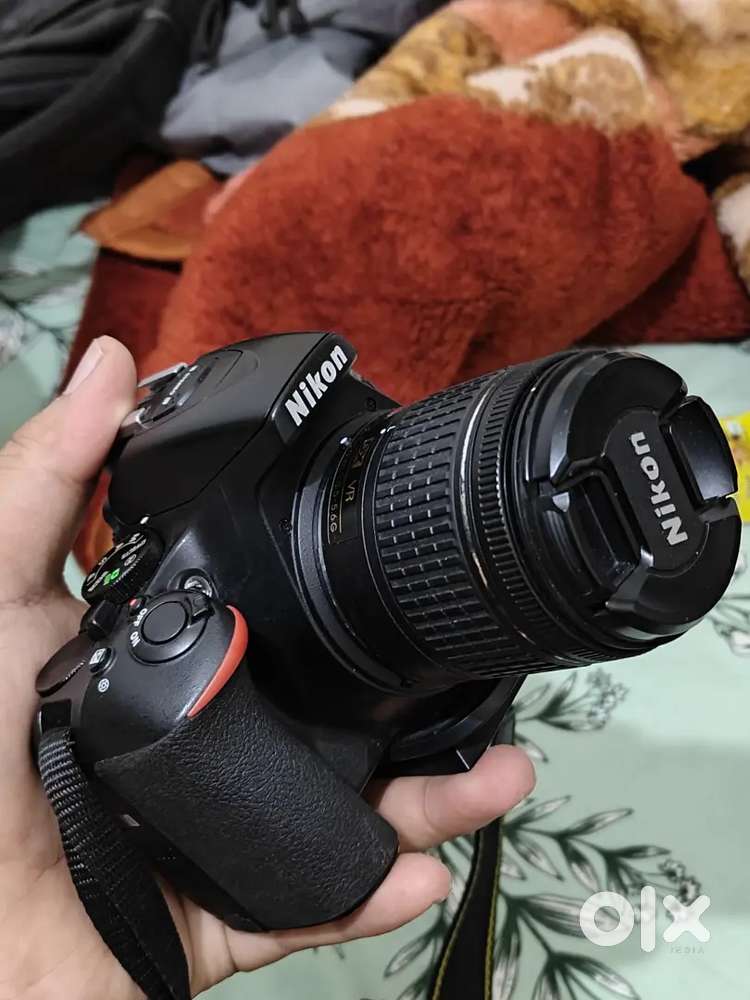 SCRATCHLESS,  Nikon D5600 with 18-55mm & 50mm prime