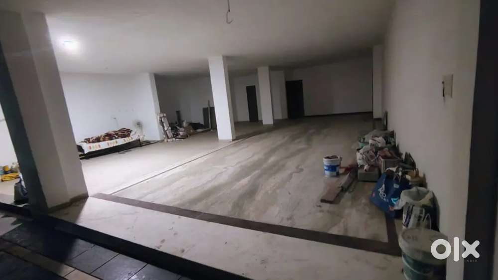 1500 sqft area kiraye se dena hai