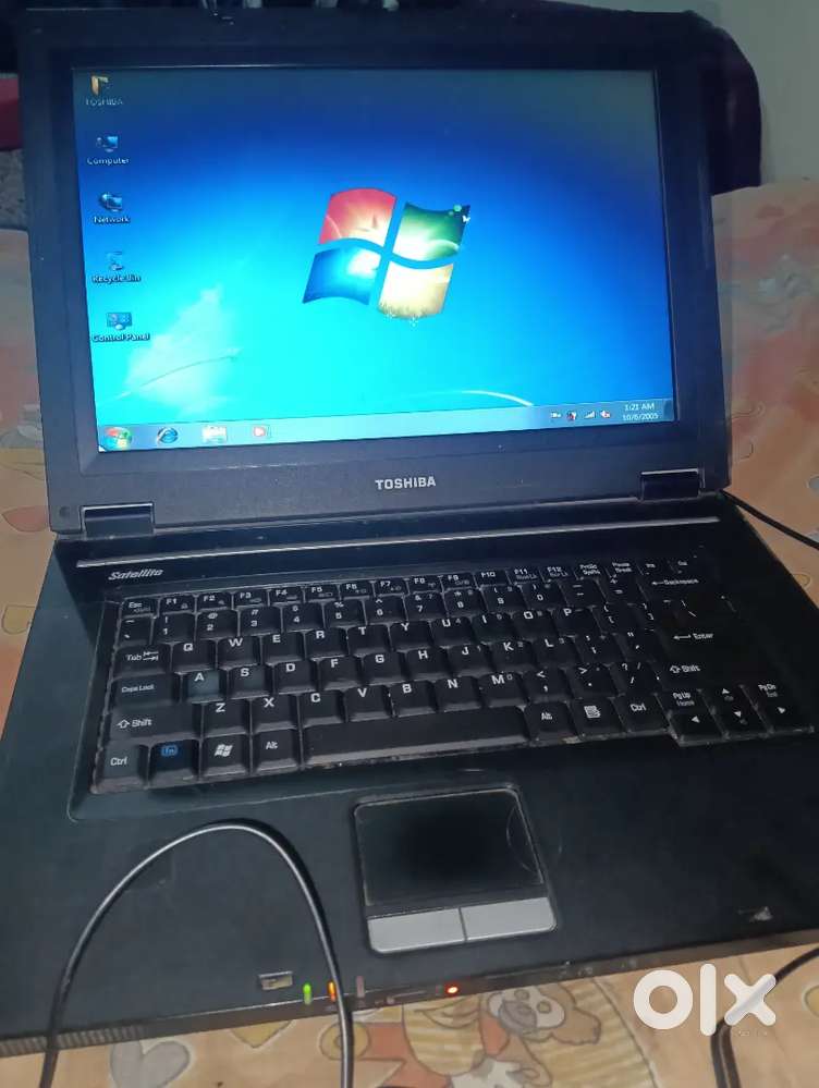 Urgent Sale: Toshiba Laptop  Windows 7  Best for Basic Use/Students