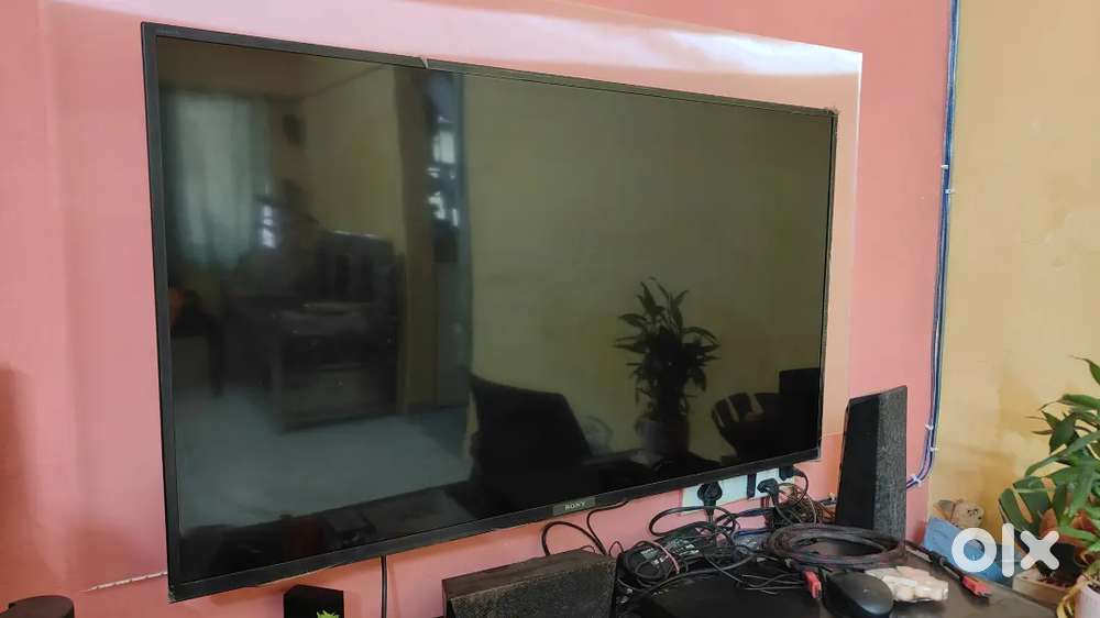 Sony 43 inch 4k TV KD-43X8000H