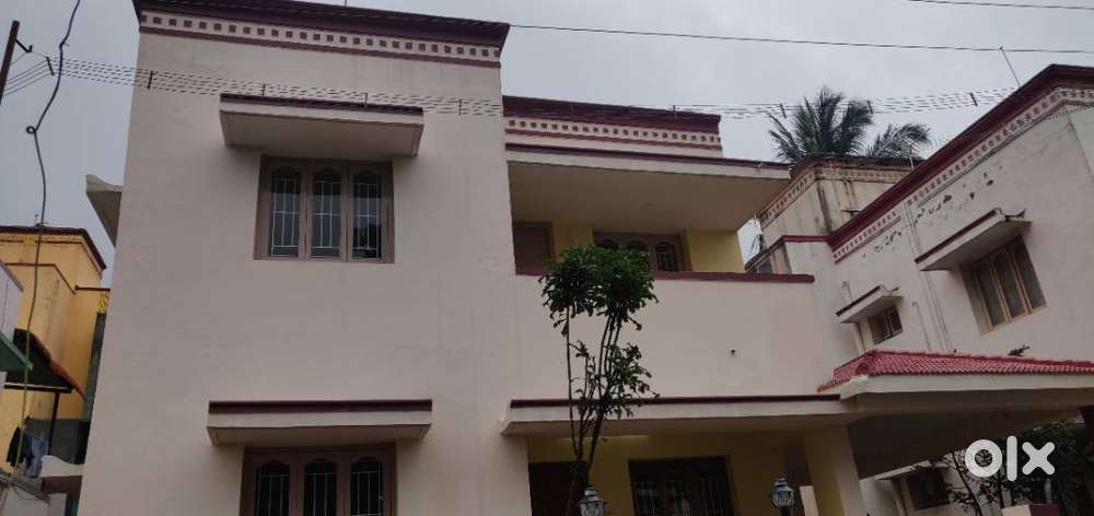 4 BED & 4 BATH VILLA FOR SALE IN SUGUNAPURAM