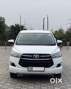 Toyota Innova Crysta 2.7 GX AT, 2019, Diesel