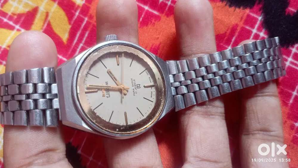 Hmt uttam ,hand winding mechanical watch original
