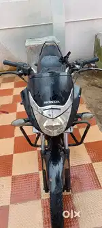 Honda Unicorn 2011 model