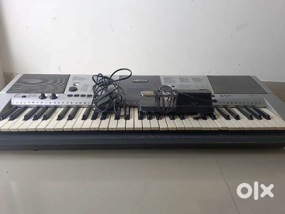 Yamaha Keyboard