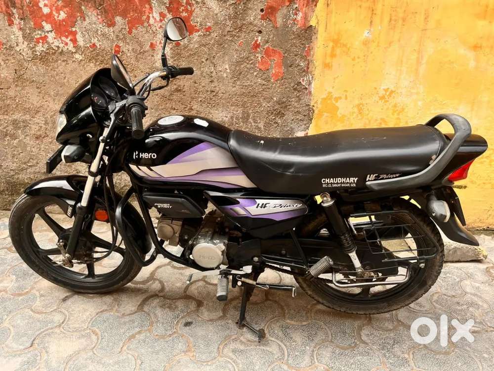 Hero Hf Deluxe Kickstart bike