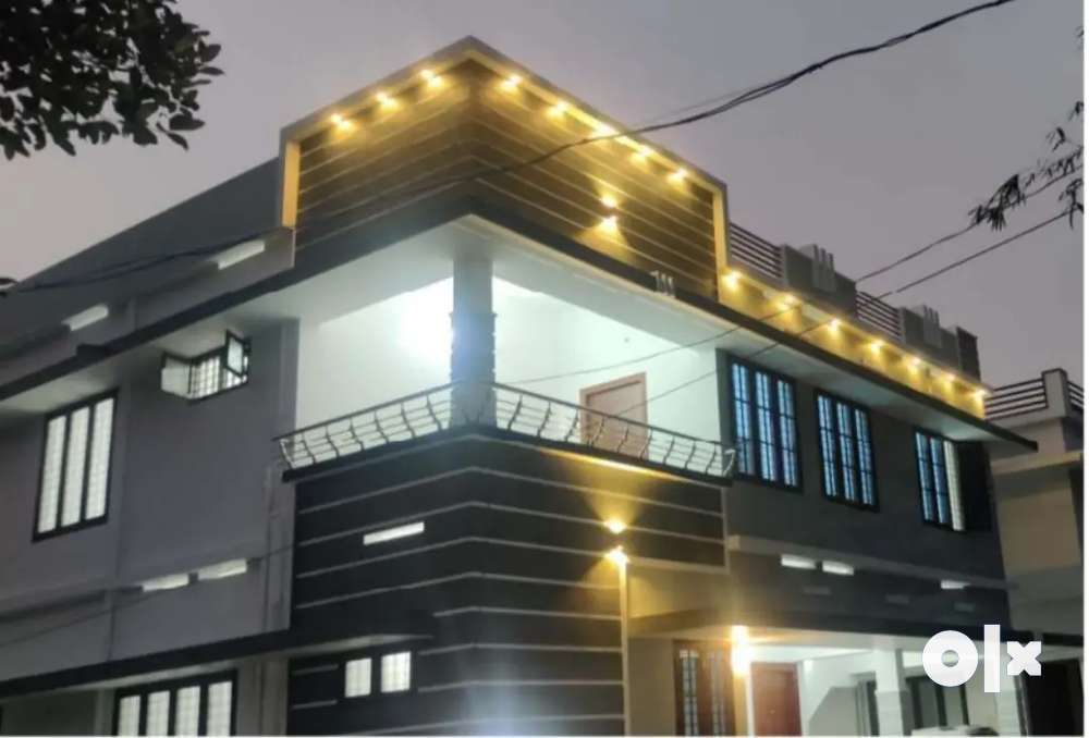 Brand new house at eruveli chottanikkara