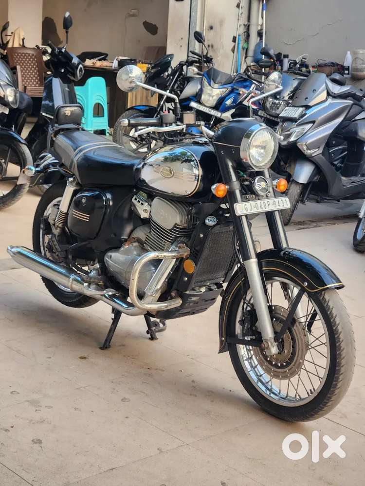 Jawa 42 Classic(0 ડાઉનપેમેનટ ભરીને બાકીની લોન થઈ જશે)
