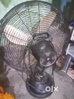 Table fan .