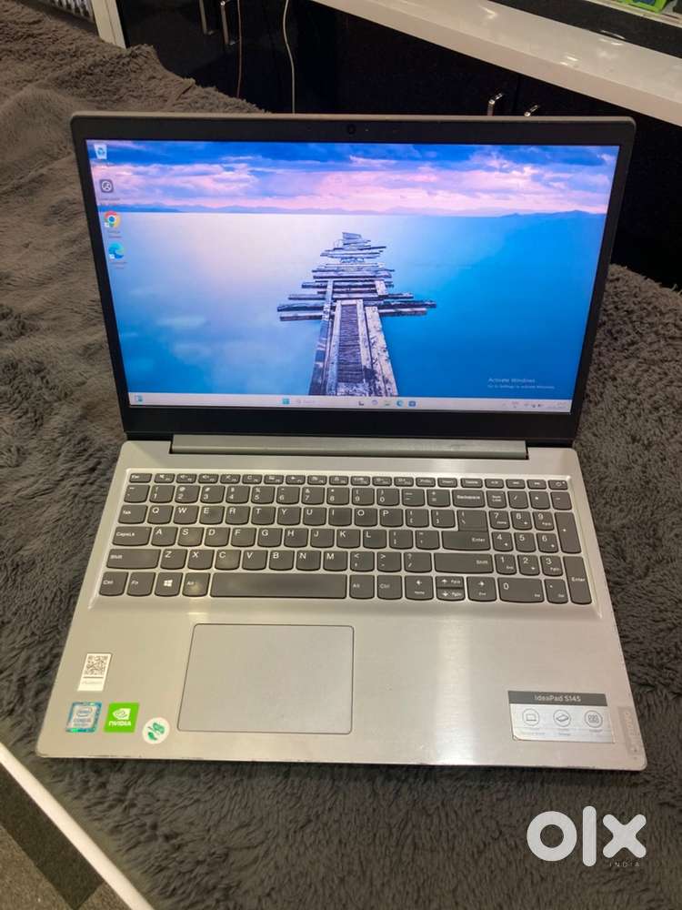 Lenovo ideapad 8145 - i5 - 8th gen - 8gb ram - 256gb ssd - with bil