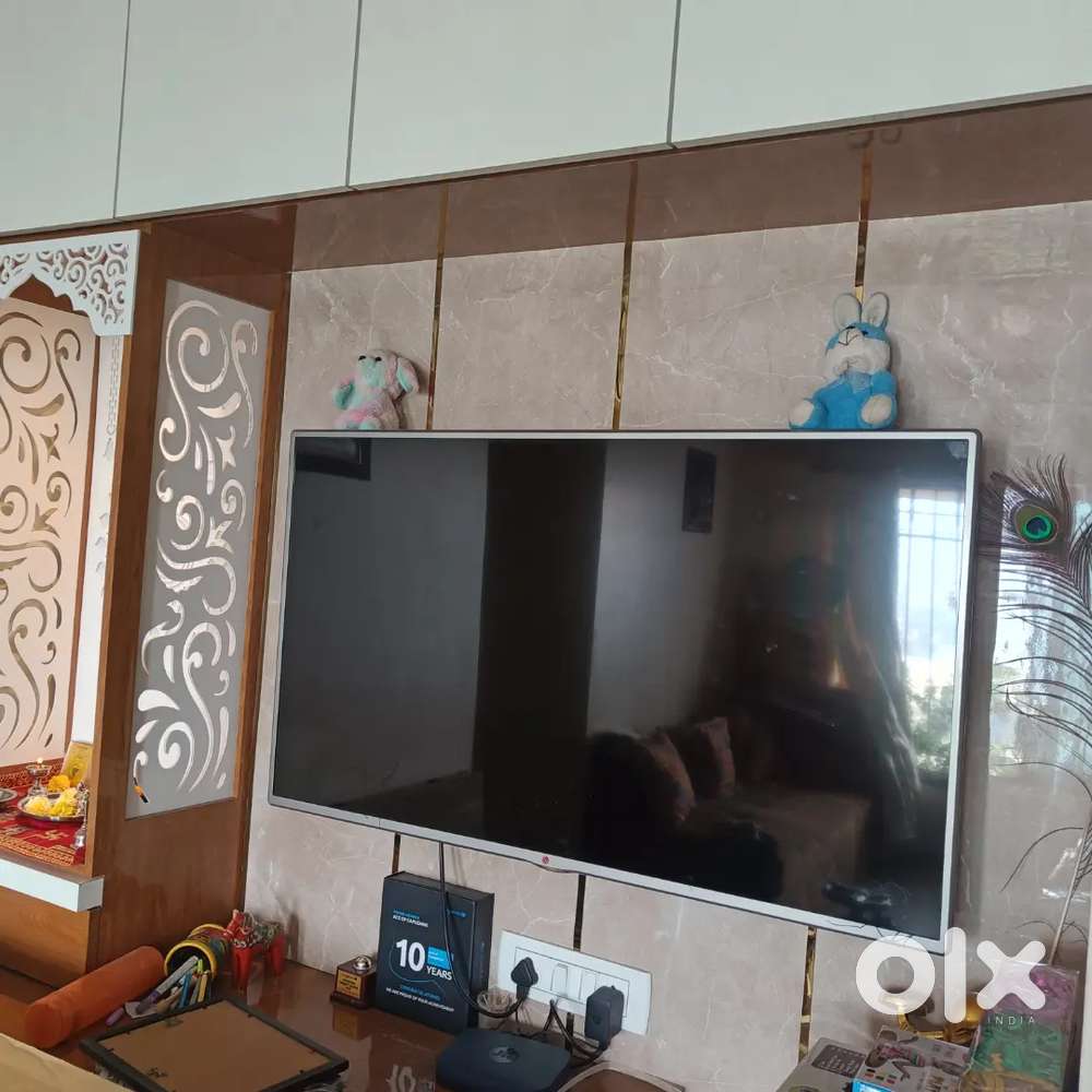 LG TV 47 inches