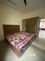 Owner free independent flat / no dealer please only direct tenant
