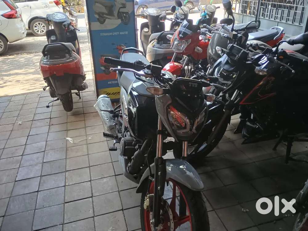Selling tvs bike 125 cc