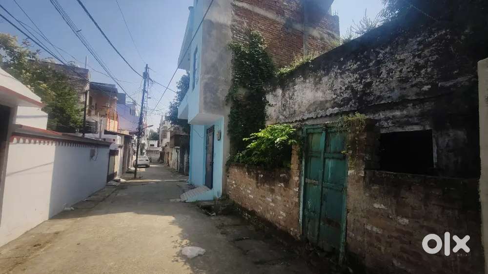 20 by 20 plot available Beniganj chauraha