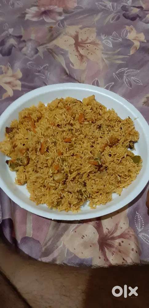 Biryani karigar chahiye sath me 1 stap bhi