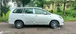 Toyota Innova 2011