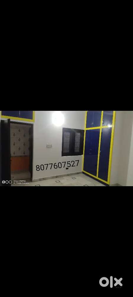 2 bhk ground floor portion with car parking Available
