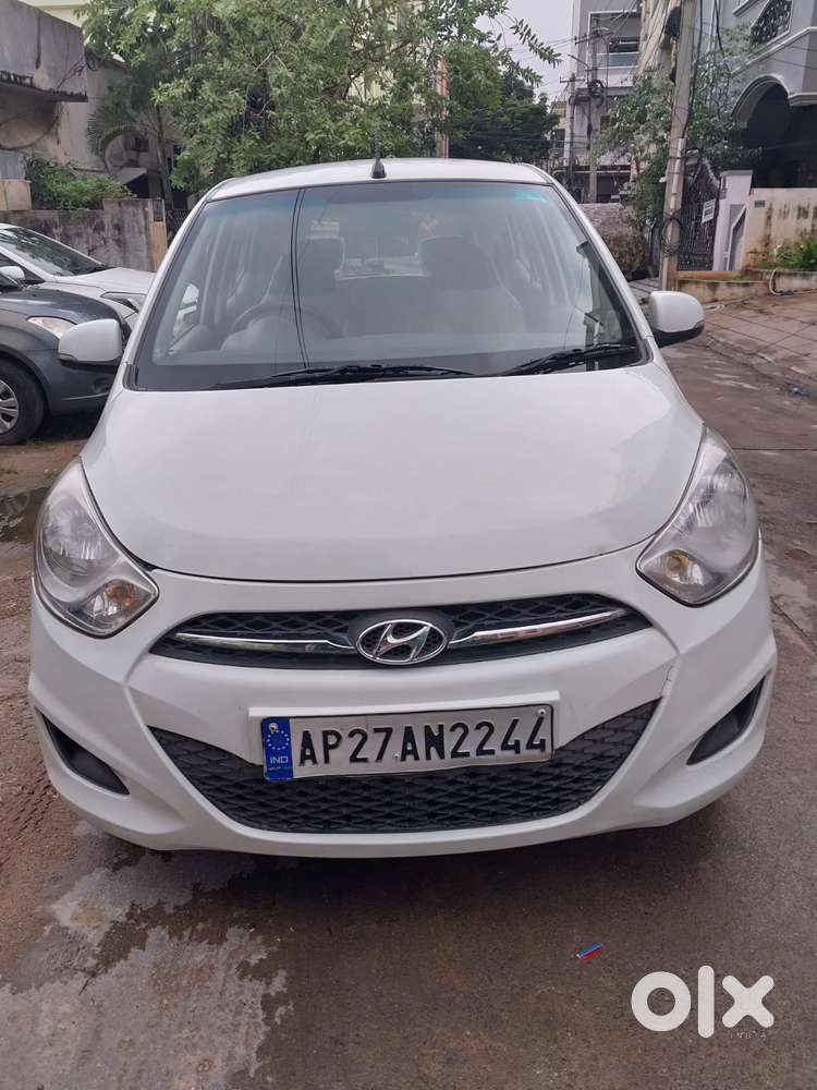 Hyundai i10 Sportz 1.2 Kappa2, 2012, Petrol