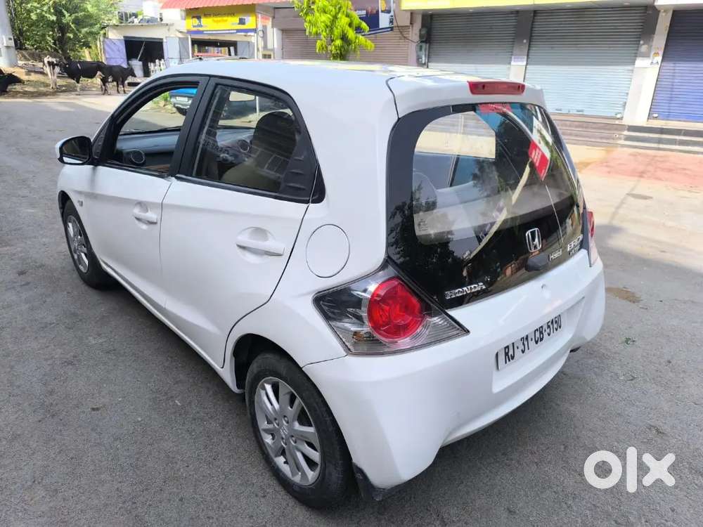 Honda Brio 2014 Petrol Well Maintained
