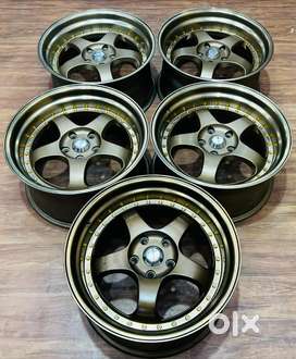 18 inch alloy wheels for THAR ROXX Set of 5 in good condition