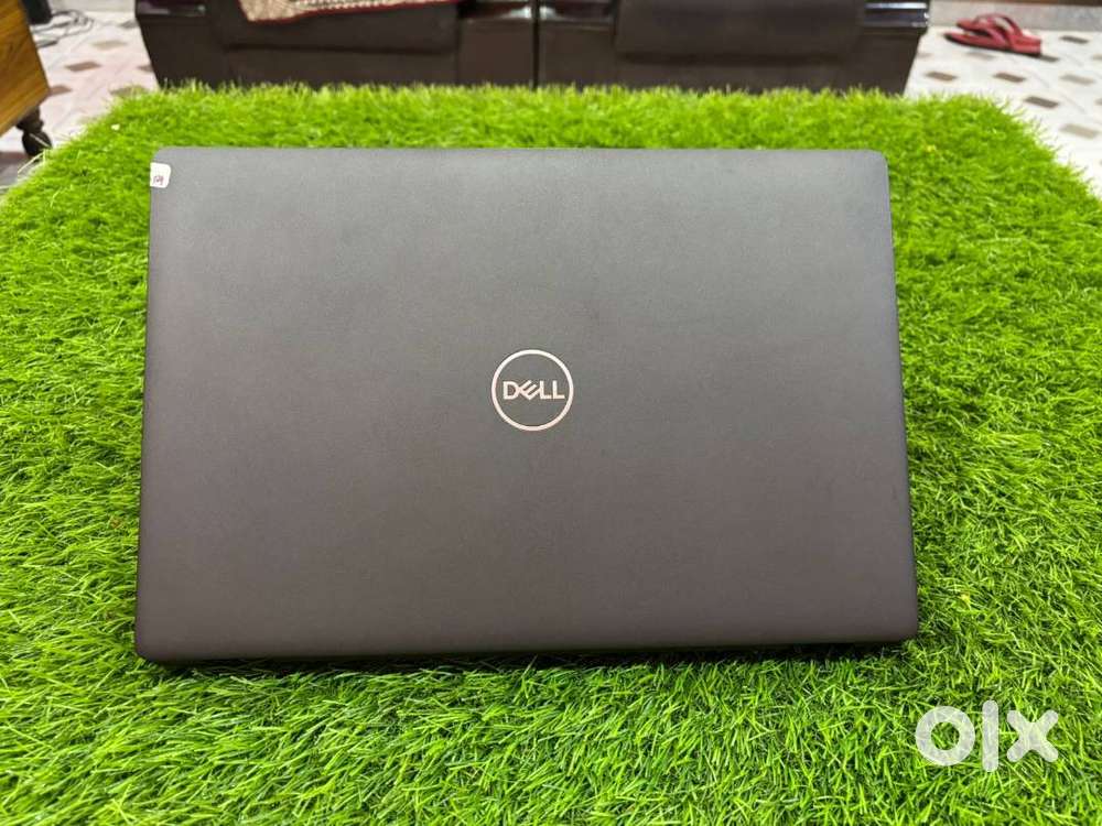 Dell 5470 i5 8gb ram 256 gb ssd laptop like new condition