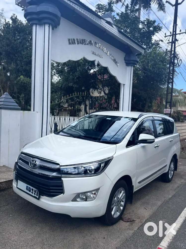 Toyota Innova Crysta 2016