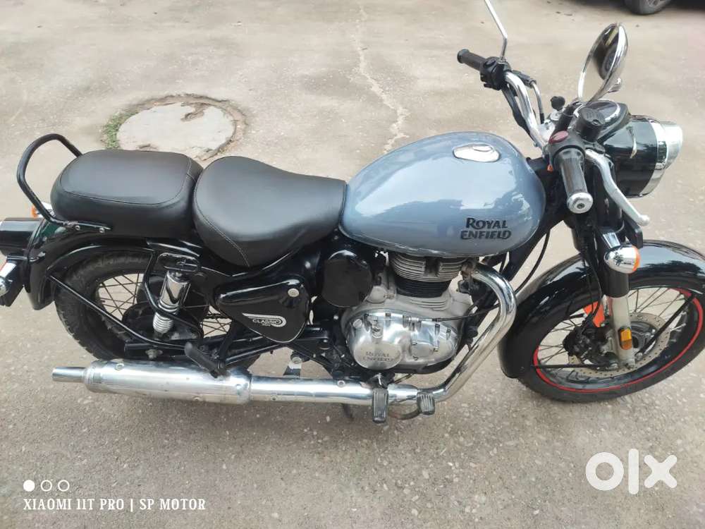 Royal Enfield classic 350 in original condition
