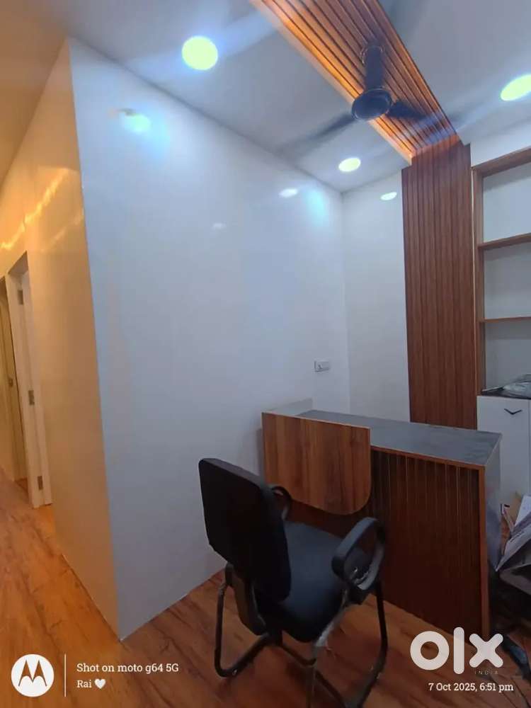 15 sitting, 1 boss cabin , 1 HR cabin , reception, with full furnished