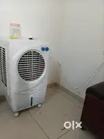 Cooler plastic body