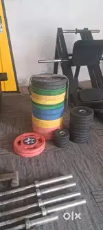 Full gym setup one years old only  bumper plate 350 kg dumballs 350 kg